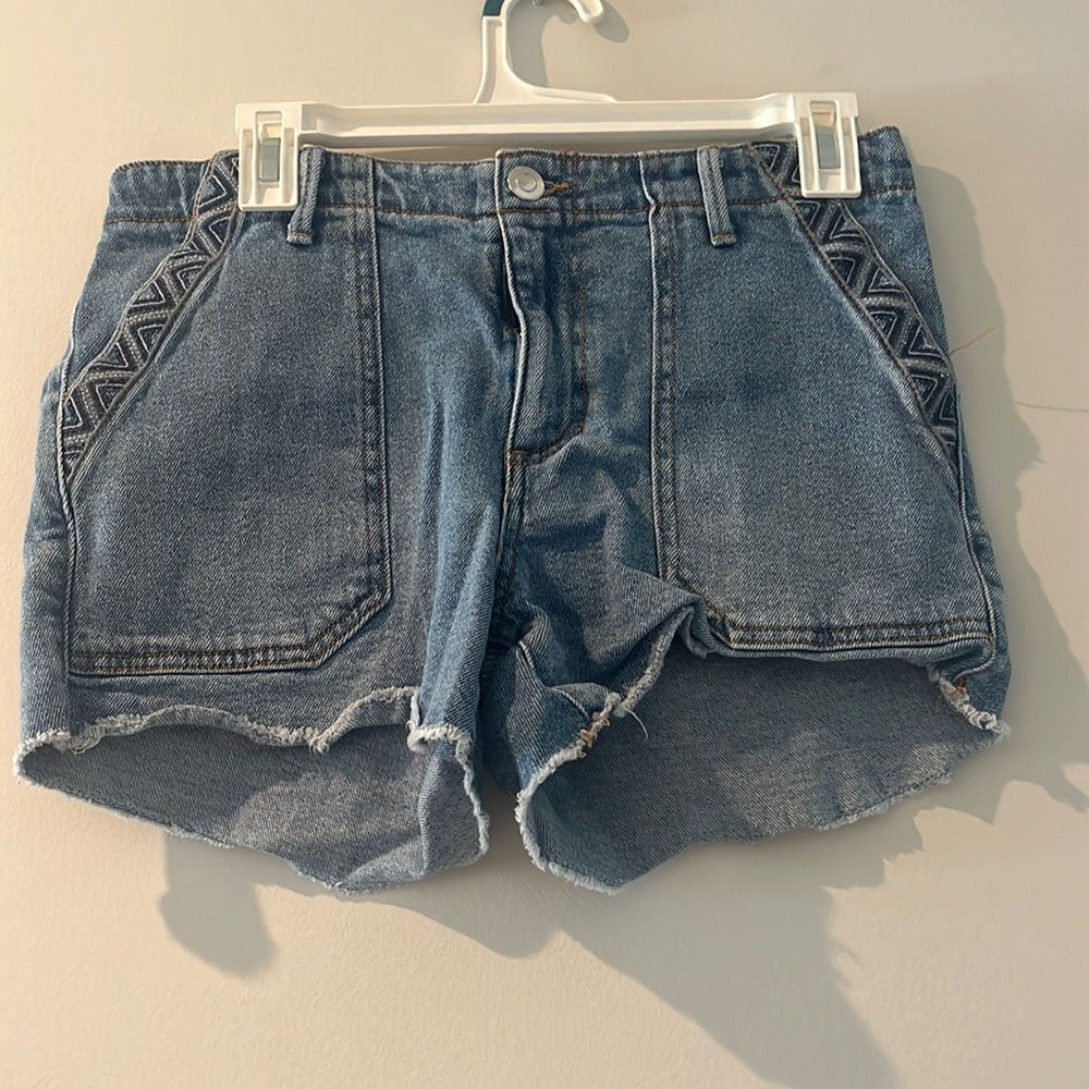 Short shorts with subtle aztec design